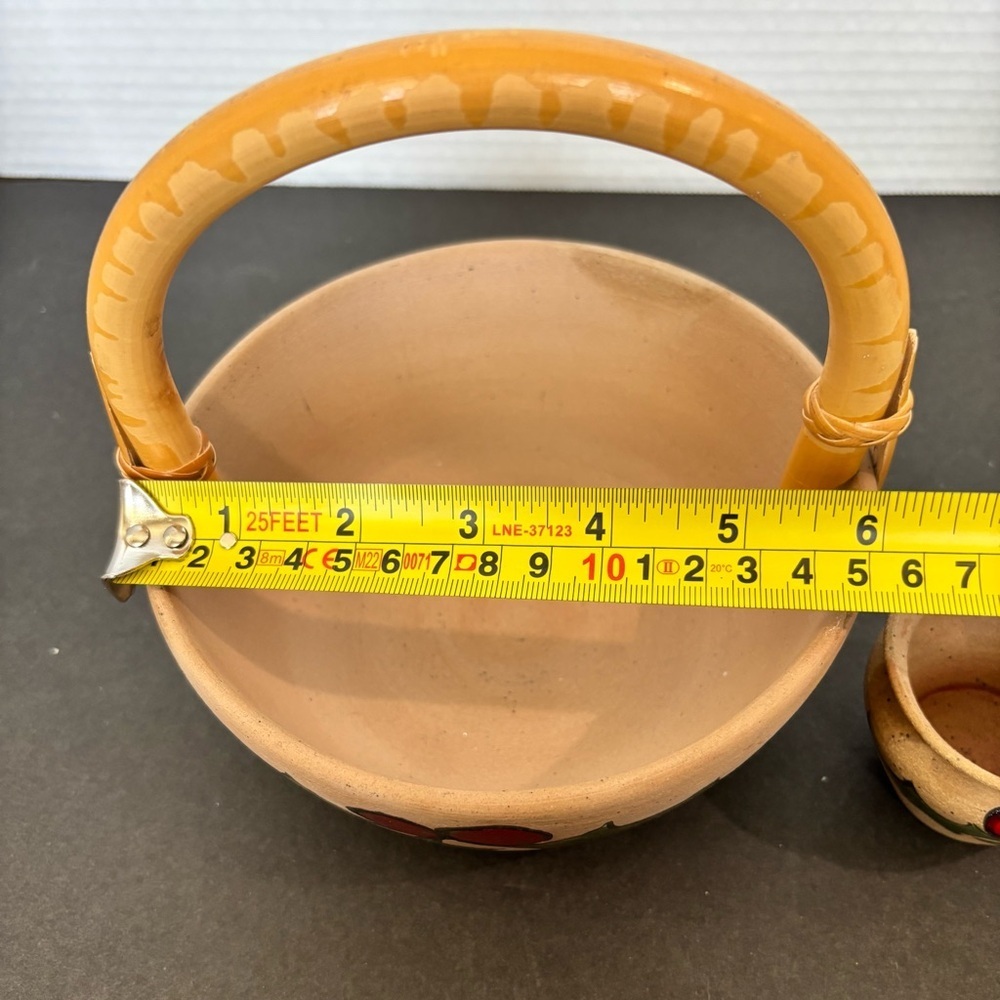Christmas Art Pottery Bowl with Bamboo Handle Hand Painted Holly w/matching Vase - Picture 12 of 14